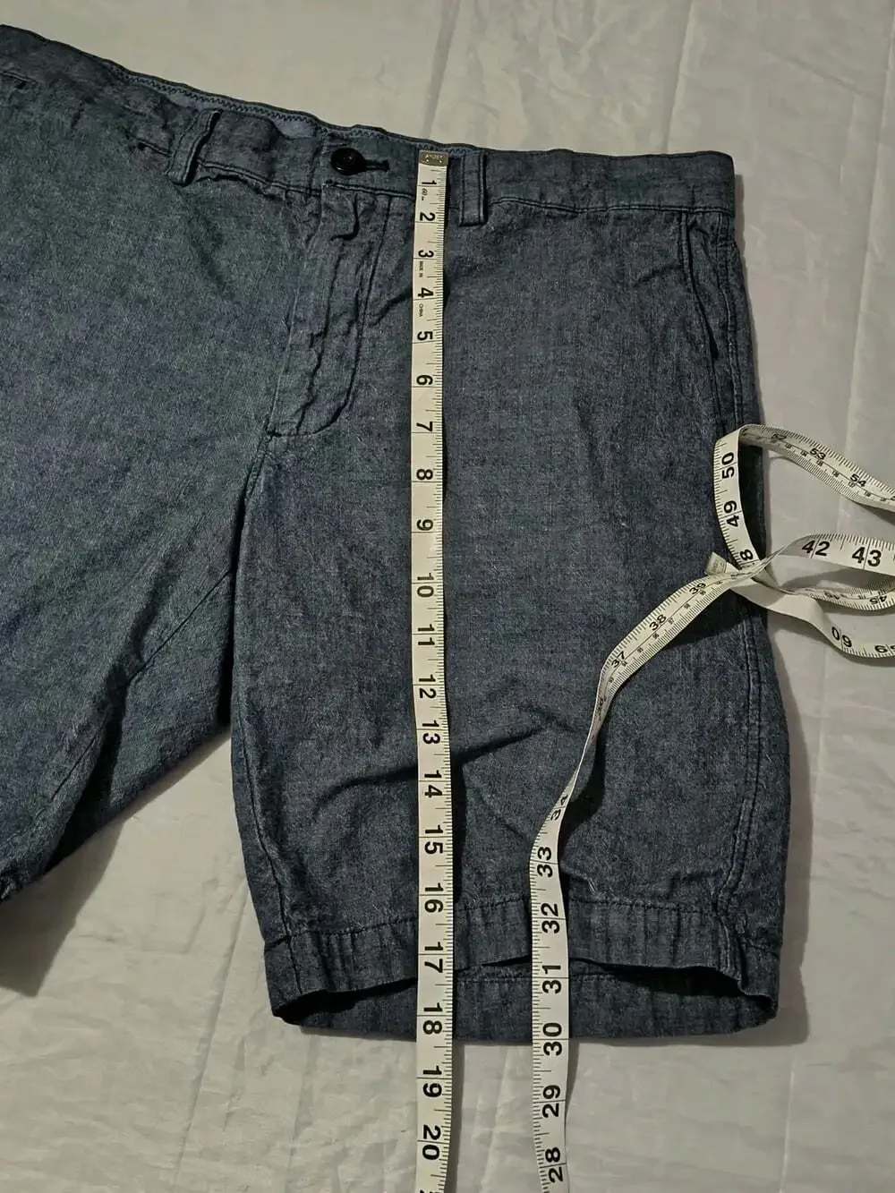 Banana Republic Aiden Short Men’s size 33 Cotton Flat Front Chino Shorts